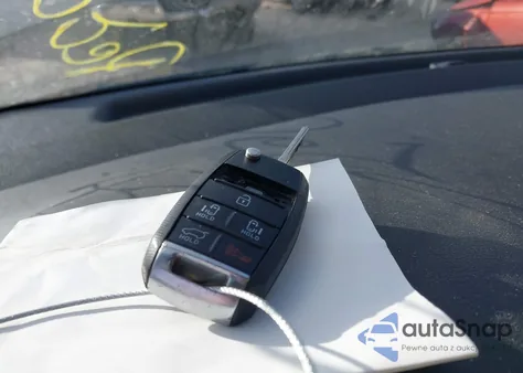 2016 Kia Sedona Lx z USA, uszkodzony, nr VIN KNDMB5C15G6195176